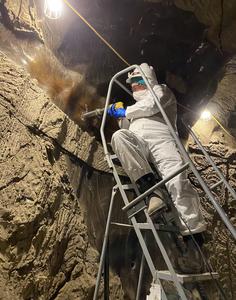 Drilling for microbes