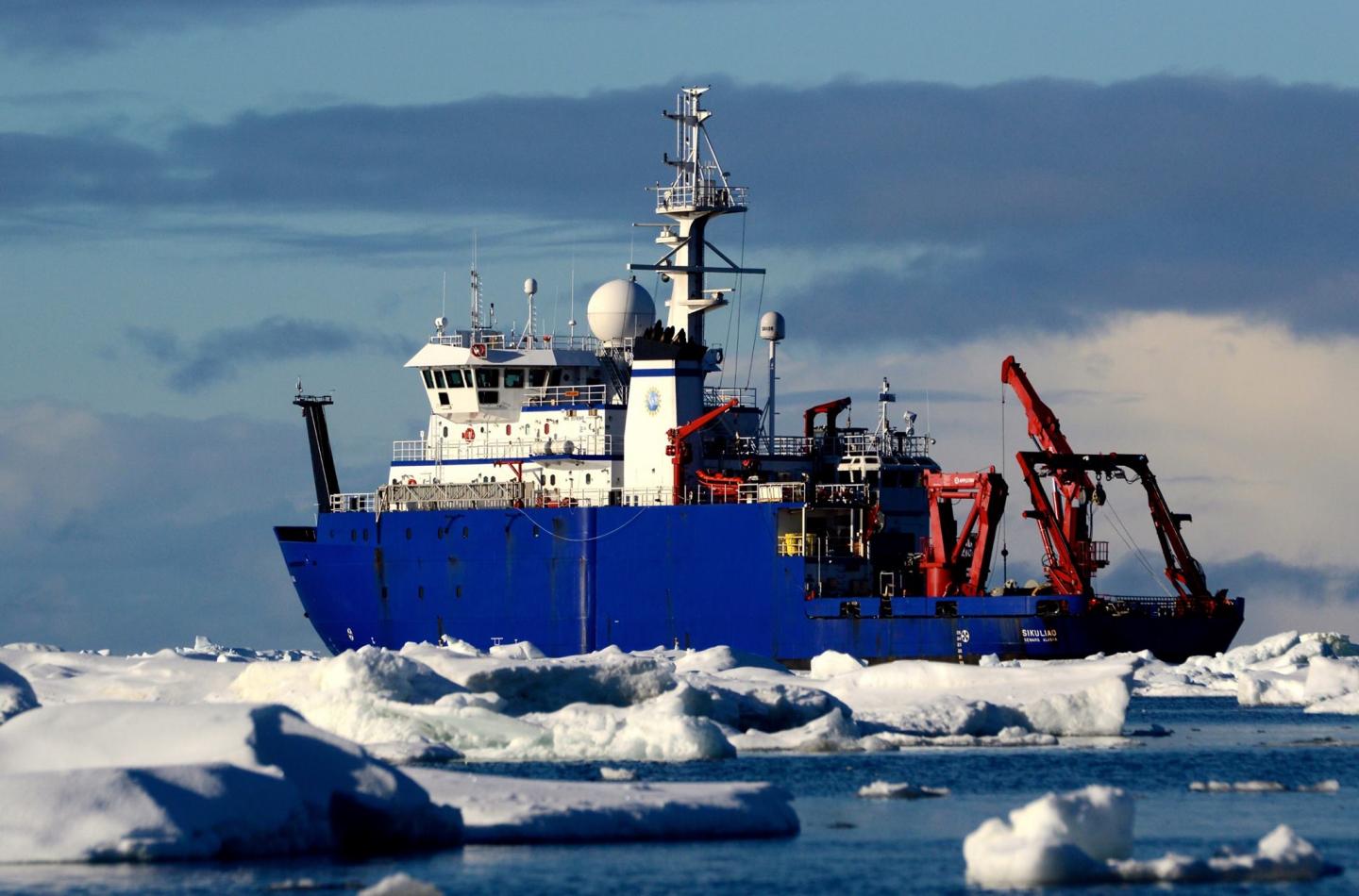 Sikuliaq Kim Kenny