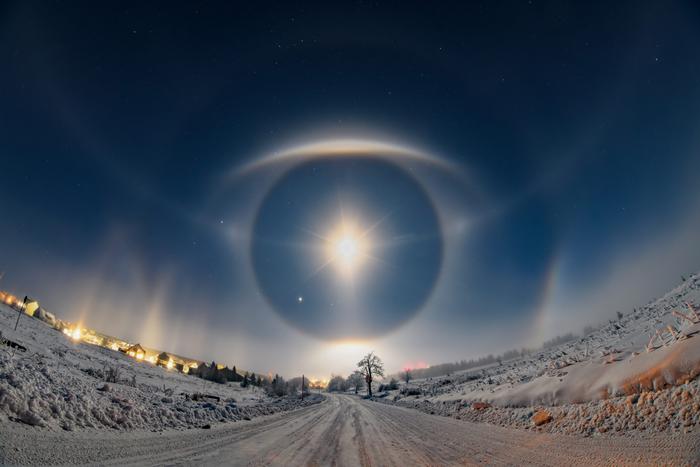 Grand Prize: Diamond Dust Sky Eye