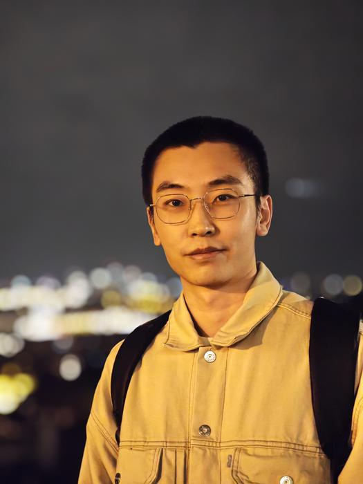 Zhi-Bo Li