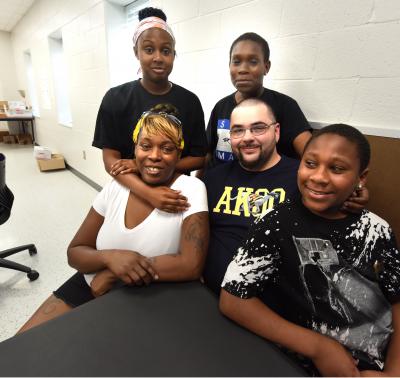 Quiantanna Beard and Her Family Visit