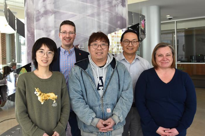 Research team for CABBI study on 3-HP production
