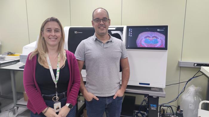 Dr Eduard Porta and Dr Daniela Grases, researchers at the Josep Carreras Leukaemia Research Institute