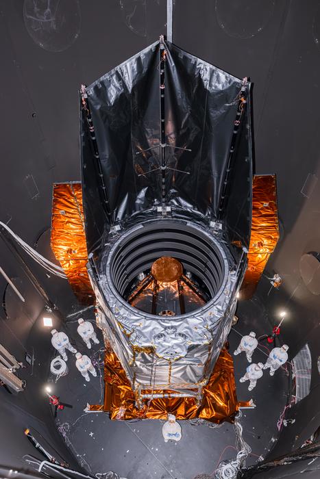 Roman OSD in thermal vacuum test chamber
