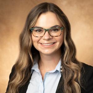 Dr. Leonie Dupuis
