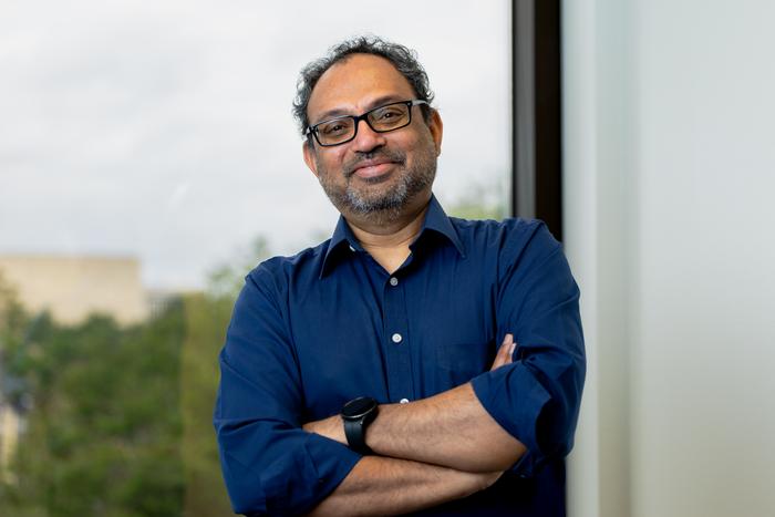 Parthasarathy Krishnamurthy headshot