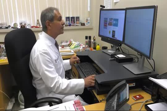 Hi-Tech Vest May Help Keep Heart Failure Patients Out of Hospital (3 of 3)