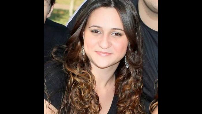 Faculty photo of Dr. Michelle Requena