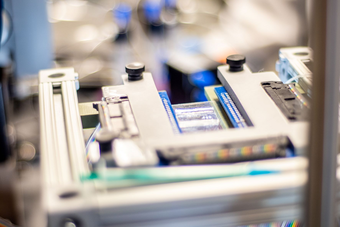 Microfluidic device developed by Shih Microfluidics Lab