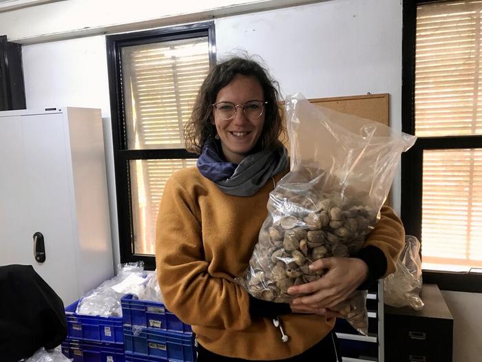 Sabina with shells