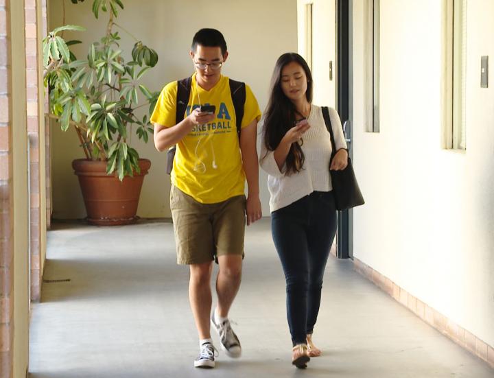 First-of-its-Kind Effort to Voluntarily Screen College Students for Depression (1 of 3)