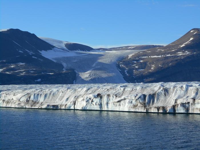 he Nioghalvfjerdsfjorden Glacier