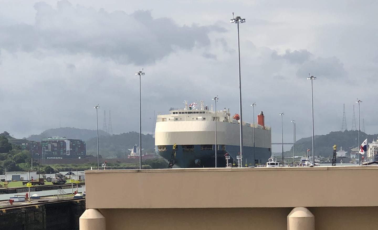 Trading Goods across Vast Distances