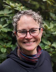 Elli Theobald