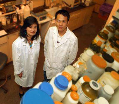 Drs. Wen-Cheng Xiong and Zheng Zhou, Medical College of Georgia