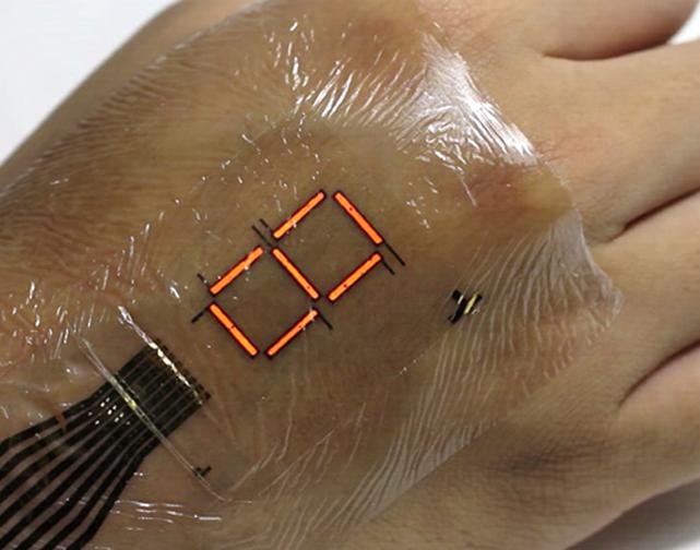 Ultra-Thin 'E-Skin' Lights Up in Red, Green, and Blue (1 of 3)