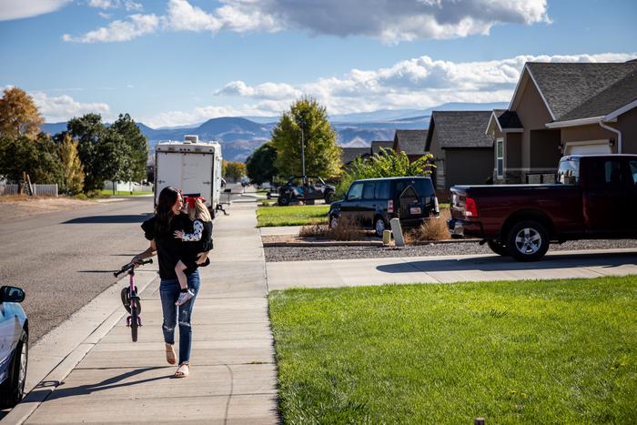 Briar and Lateishia 2