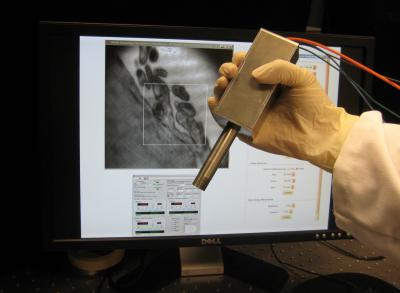 Handheld Confocal Imaging Probe