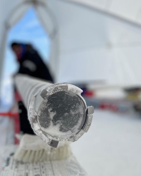 Aerosol fallout preserved in ice core