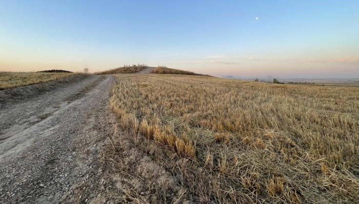 The landscape surrounding the ancient site of Kurd Qaburstan