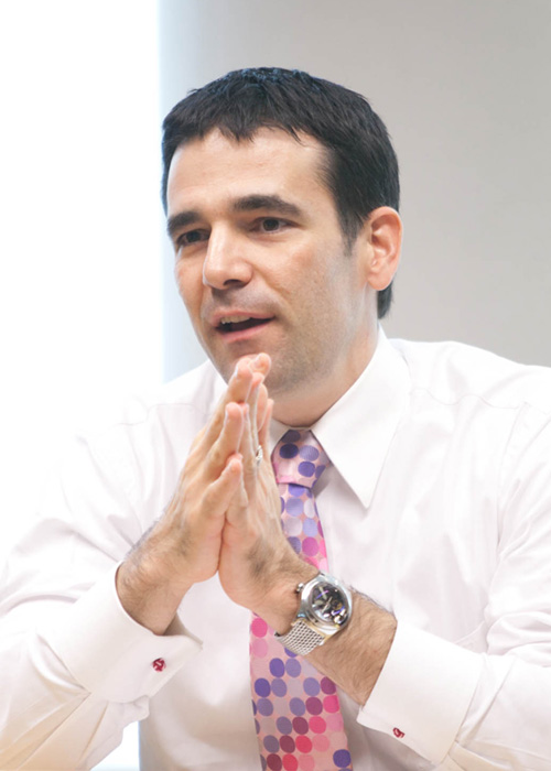 Dr. Sheen S. Levine