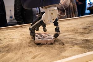 robotic arms with softhands