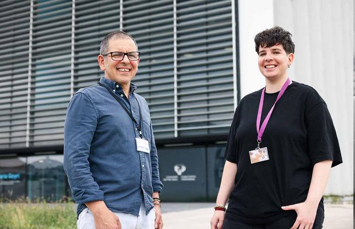 Jose Ramon Bilbao Catala and Alba Hernangomez Laderas, main authors of the research.