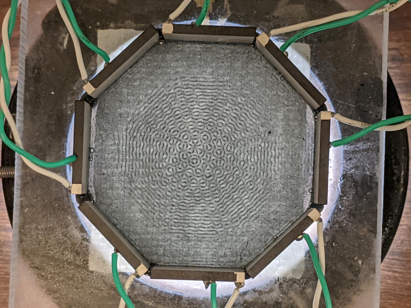 Ultrasound quasiperiodic experimental setup