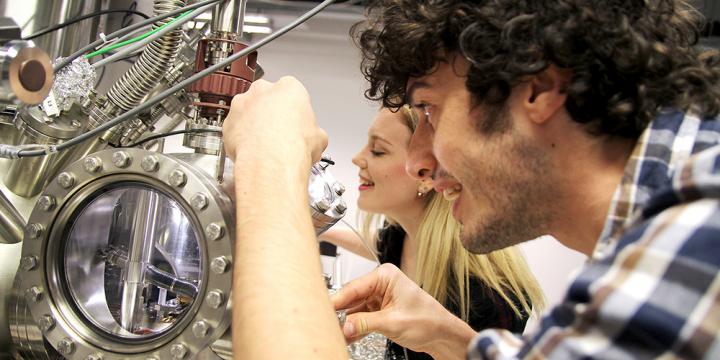 X-Ray Photoemission Spectroscopy Unlocks Graphene's Cancer-Treating Potential