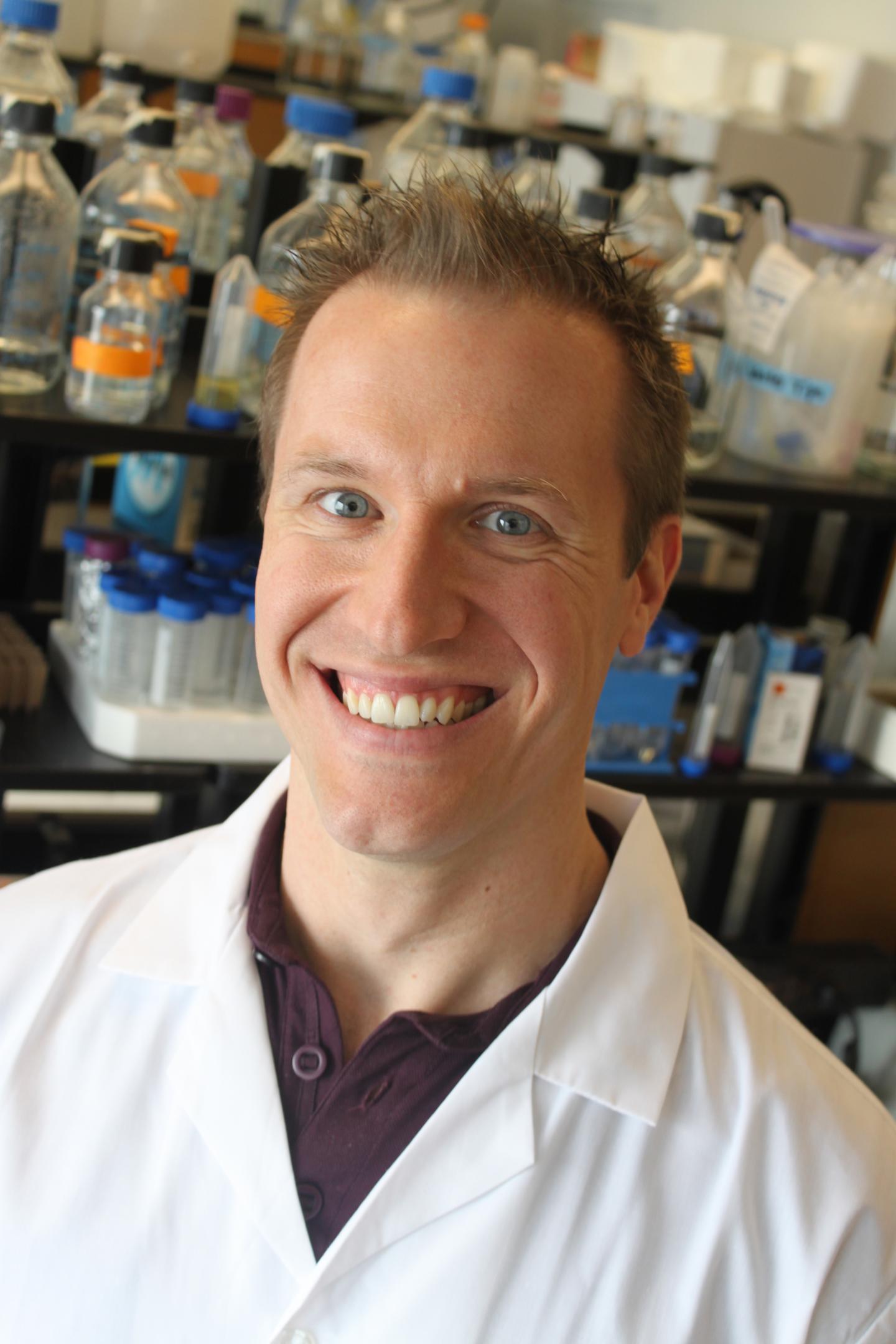 Jonathan Schertzer, McMaster University