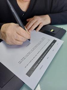 Pen control task