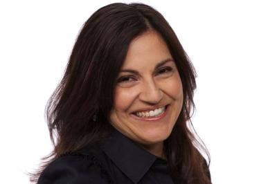 Yalda Uhls, University of California - Los Angeles
