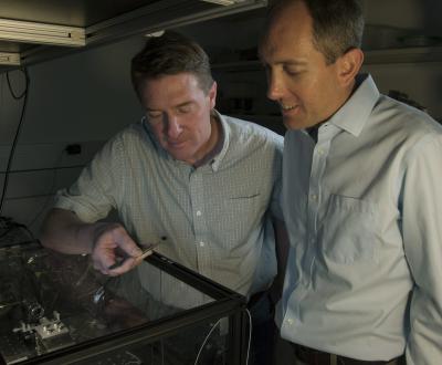 'Comb on a Chip' Powers New NIST/Caltech Atomic Clock Design