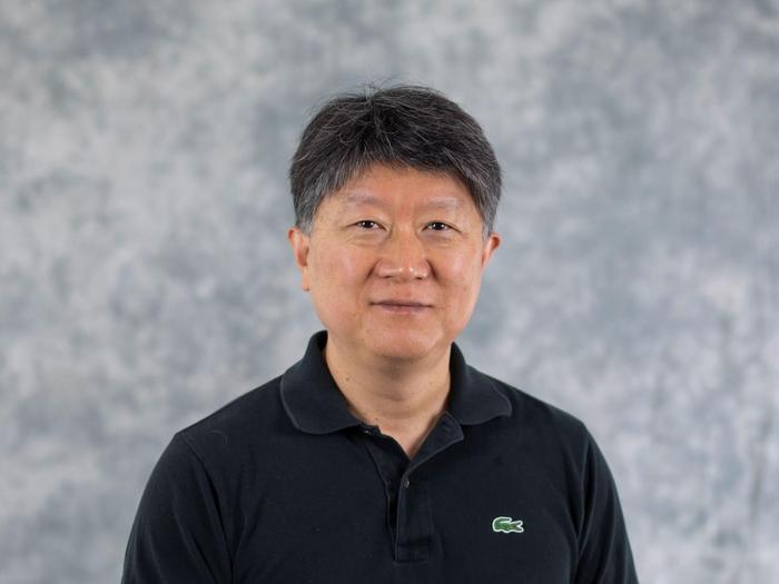 Dongwon Lee