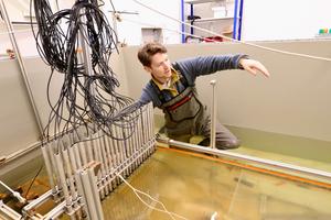 Sophisticated scale model enables testing of alternative monitoring techniques
