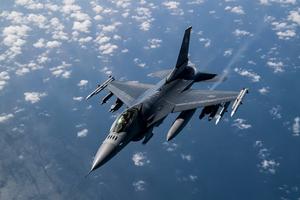 F-16 Fighting Falcon