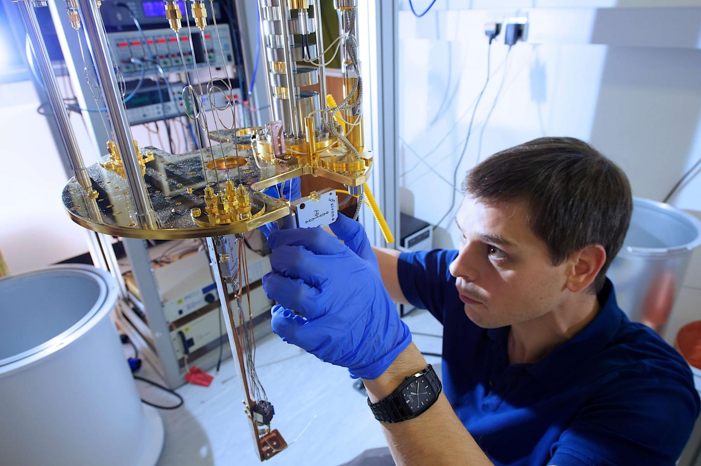 Ultra low temperature physics at Lancaster University with Professor Jon Prance