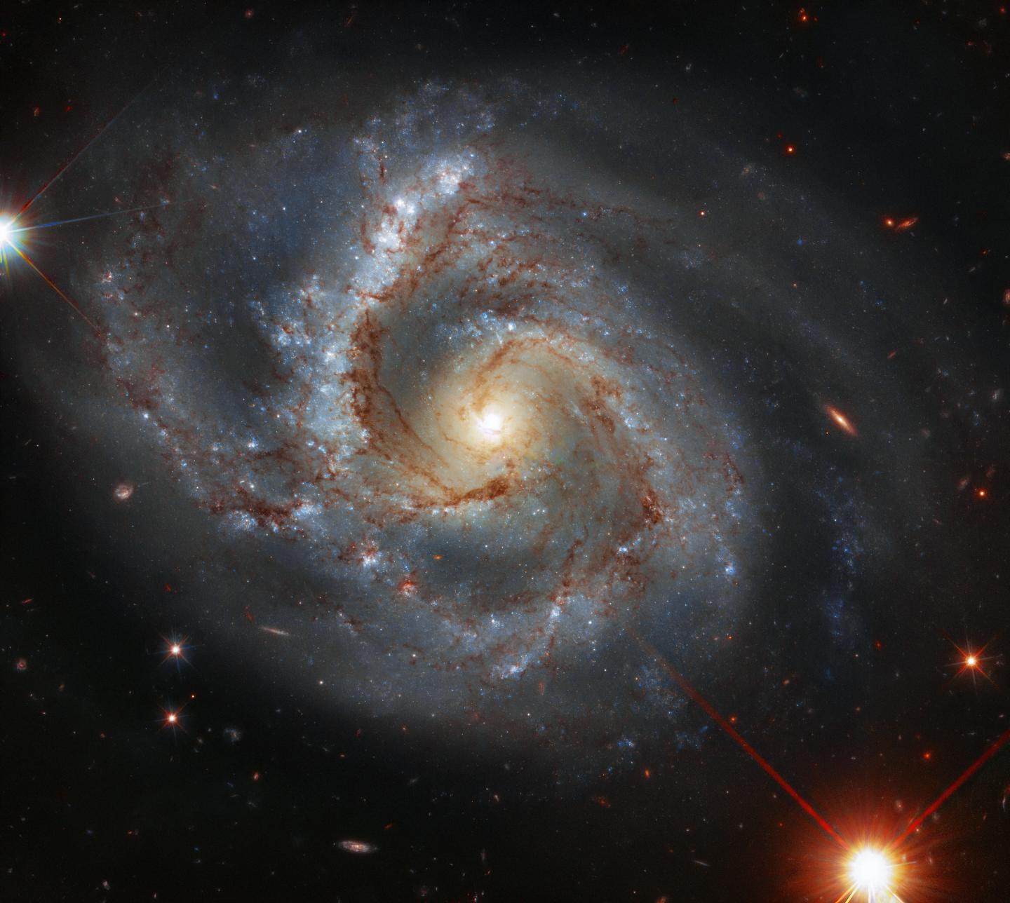 Hubble Spots a Galaxy With a Peculiar Arm