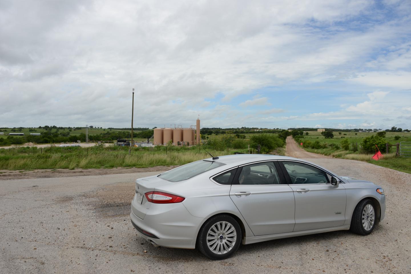 Mobile Mass Spectrometry Unit