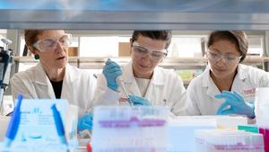 Professor Diane Fatkin and her team