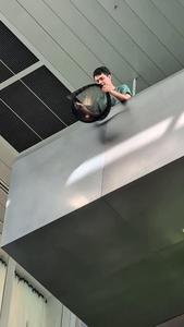 Indoor release of a paper version of the parachute