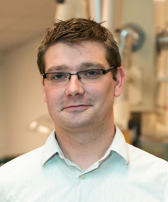 Professor Justin Chalker