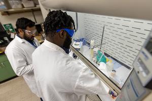 Hennkens lab 1