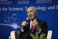 Shimon Peres