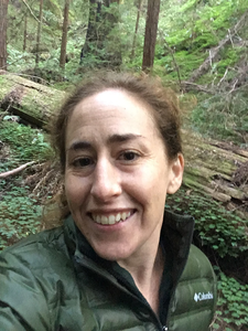 Alana Chin, lead author