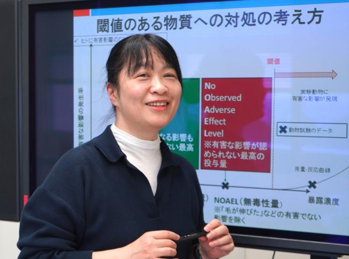 Murayama talking in-depth about her research