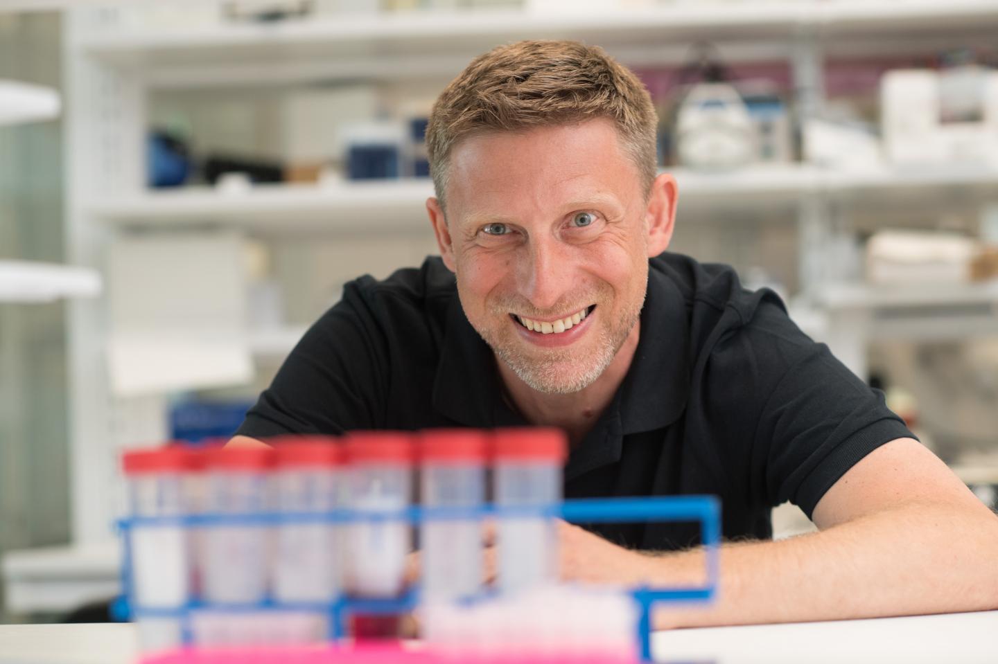 Bernhard Schmierer, Karolinska Institutet