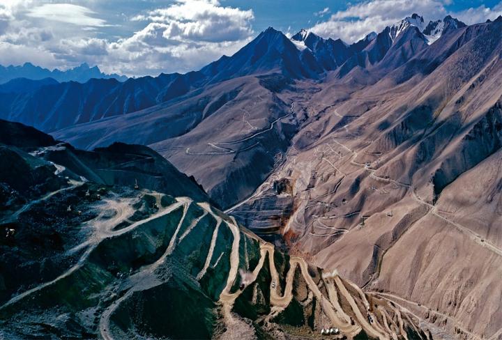 Earth's Youngest Banded Iron Formation in Western China