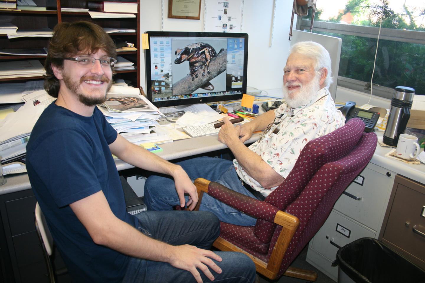 Biologists Pedro Luiz Mailho-Fontana and Edmund 'Butch' Brodie, Jr.