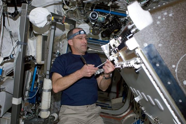 Don Petit, NASA